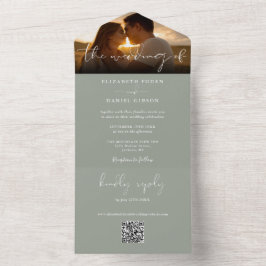 Elegante moderne Sage Green QR-code trouwfoto All In One Uitnodiging