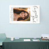 Elegante moderne script Congrats afstudeerfoto Spandoek (Beurs)