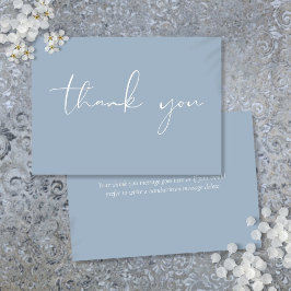 Elegante moderne script kalligrafie stoffig blauw bedankkaart
