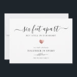 Elegante moderne script Quarantaine Roze Gouden Ha Feestdagenkaart<br><div class="desc">Deze moderne kerstkaart is perfect voor dit onvolmaakte kerstseizoen. Elegant,  modern lettertype met de tekst "6ft van elkaar maar toch in ons hart" over een chic roze gouden hart boven uw eigen aangepaste bericht en namen. Aan de achterkant is er ruimte voor een ander persoonlijk bericht op blozende roze.</div>