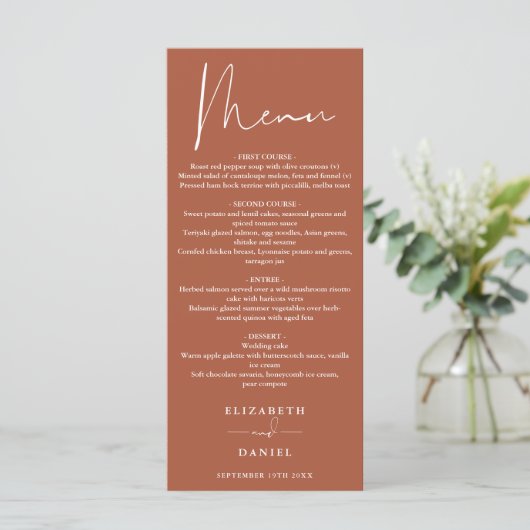 Elegante moderne script terracotta bruiloft diner menu (Staand voorkant)