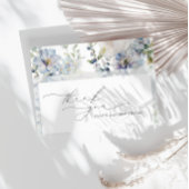 Elegante moderne stoffige blauwe bloemen bruiloft bedankkaart