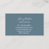 Elegante moderne stoffige blauwe bloemen visitekaartje (Achterkant)