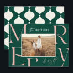 Elegante moderne vrolijke kerst foto typografie aankondiging<br><div class="desc">Moderne elegante minimale grafische typografie vrolijke kerstkaart. Onderdeel van een gewaagd leuk vakantie collectie.</div>