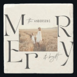 Elegante moderne vrolijke kerst foto typografie stenen onderzetter<br><div class="desc">Moderne elegante minimale grafische typografie vrolijk kerstontwerp. Onderdeel van een gedurfd vakantie collectie.</div>