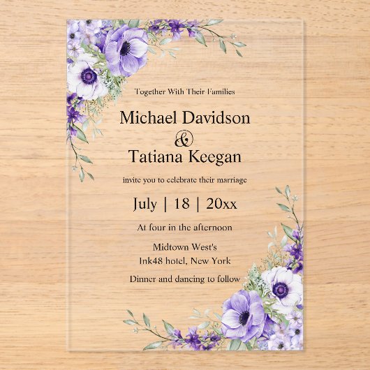 Elegante moderne waterverf paarse bloemenbruiloft acryl uitnodigingen (Voorkant)