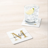 Elegante Moderne Witte Gouden Initiaal Naam Script Kartonnen Onderzetters (Insitu)