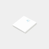 Elegante Moderne Witte Hemelblauwe Script Monogram Post-it® Notes (Schuin)