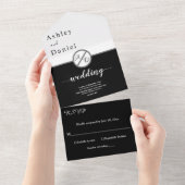 Elegante moderne zwart-wit monogram bruiloft all in one uitnodiging (Afscheurbaar)