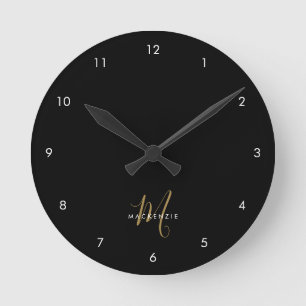 Elegante Moderne Zwarte Gouden Script Monogram Ronde Klok