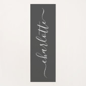 Elegante Moderne Zwarte Script Calligrafie Naam Ch Yogamat (Voorkant)