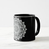 Elegante Monochromatische Mandala Mok (Voorkant rechts)