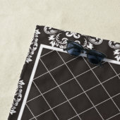 Elegante Monochrome Damask strandlaken (In situ)