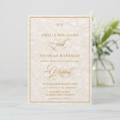 Elegante Monogram Crème Bloemen Bruiloft Kaart (Staand voorkant)