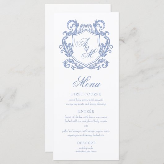 Elegante Monogram Dusty Blue Crest Wedding Menu (Voorkant / Achterkant)