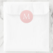 Elegante monogram initiaal in pastelroze ronde sticker (Tas)