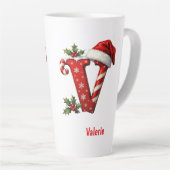 Elegante Monogram initiaal V vrolijk Kerstfeest Latte Mok (Rechterhoek)