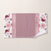 Elegante Monogram Naam Roze Bourgogne Bloemen Stre Bad Handdoek (Handdoek)