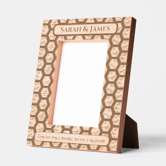 Elegante Monogram Paar Namen Decoratief Patroon Gegraveerde Lijstjes (Links)