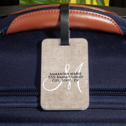 Elegante Monogram Rustieke Beige Linnen Bagagelabel (Achter Insitu 4)