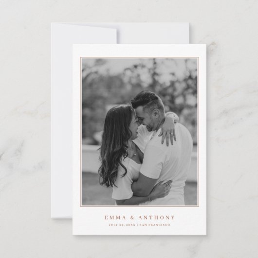 Elegante Monogram Terracota bruiloft Save The Date (Voorkant)