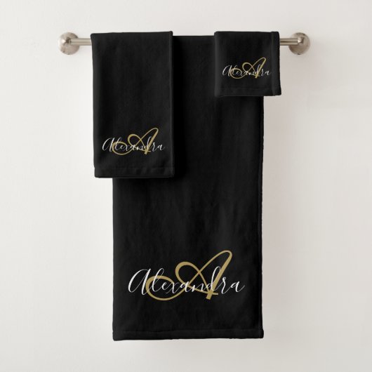 Elegante Monogram Zwarte Gouden Script Naam Bad Handdoek (Insitu)