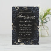 Elegante Moody Gotische Bloemen Skulls Handfasten Kaart (Staand voorkant)