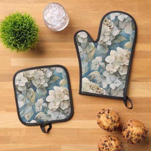 Elegante moody stoffige blauw waterverf bloemen ovenwant & pannenlap set (Top down)