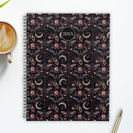 Elegante Motten Bloemen en Manen Mystiek Patroon Planner