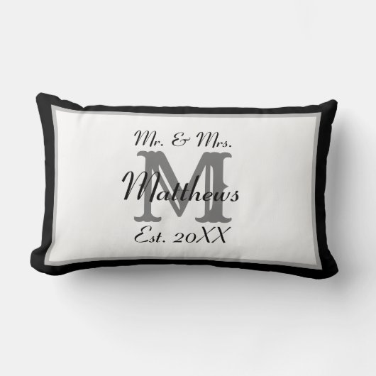 Elegante Mr en Mrs Naam Zojuist Getrouwd Monogram Kussen (Voorkant)