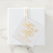 Elegante Mrs en Mrs Script Monogram Huwelijk Bedankjes Labels (Met doos)
