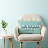 Elegante naam en datum huwelijksgeschenk kussen (Stoel)