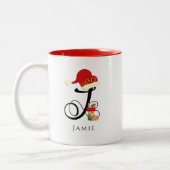 Elegante Naam Modern Script Alle Letter J Christma Tweekleurige Koffiemok (Links)