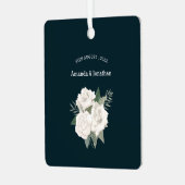 Elegante Navy Blauw en Wit Rozen Bruiloft Vakantie Metalen Ornament (Voorkant links)