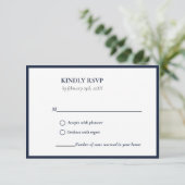 Elegante Navy blauw Zwart en Wit bruiloft RSVP Kaartje (Staand voorkant)