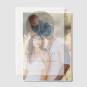 Elegante Navy Blauwe Script Jongen Foto Doop Vellum Uitnodigingen (Offset (Koppel))