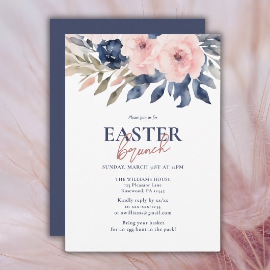 Elegante Navy Blue Blush Roze Bloemrijke Paasbrunc Kaart