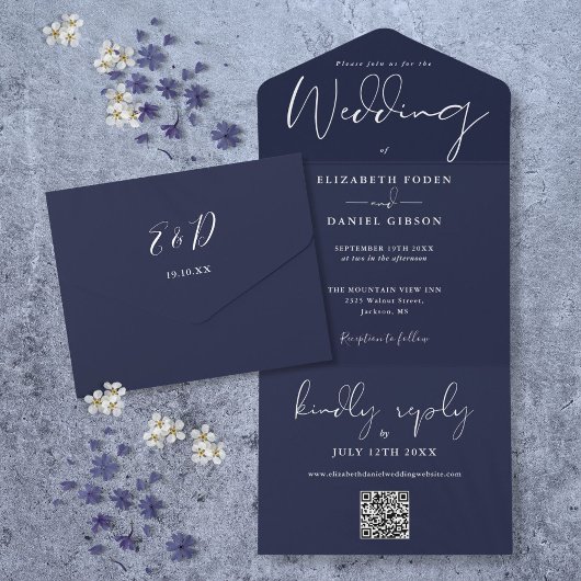 Elegante Navy Blue QR Code Monogram Bruiloft All In One Uitnodiging