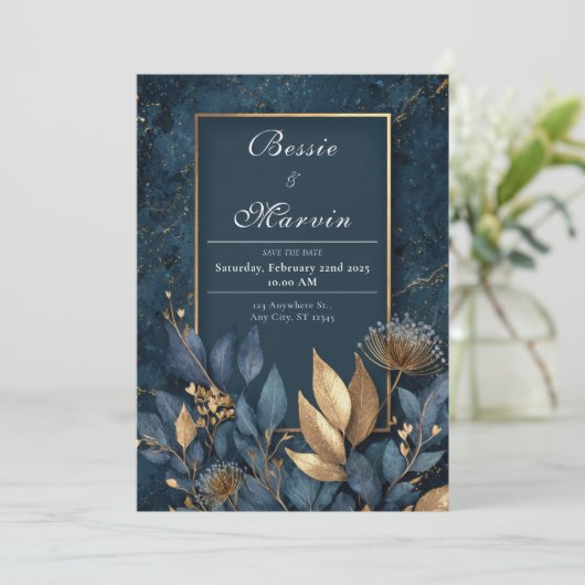 Elegante Navy en Gold Leaf bruiloft Kaart (Staand voorkant)