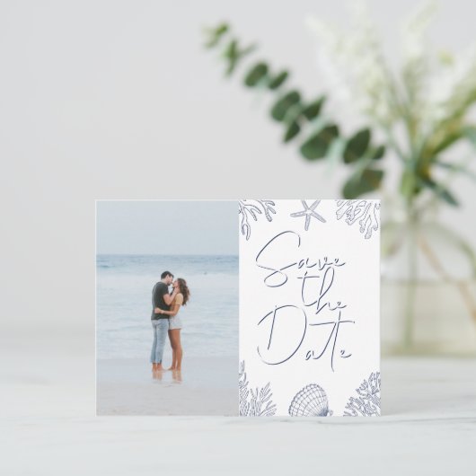 Elegante Navy Koraal Strand Foto Save The Date Uitnodiging Briefkaart (Staand voorkant)