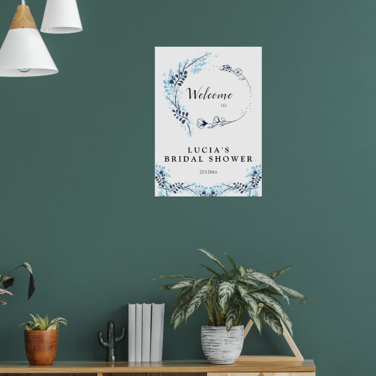 Elegante Navy Monogram Bloemrijke Bruiloftsshower Poster (Woonkamer 1)
