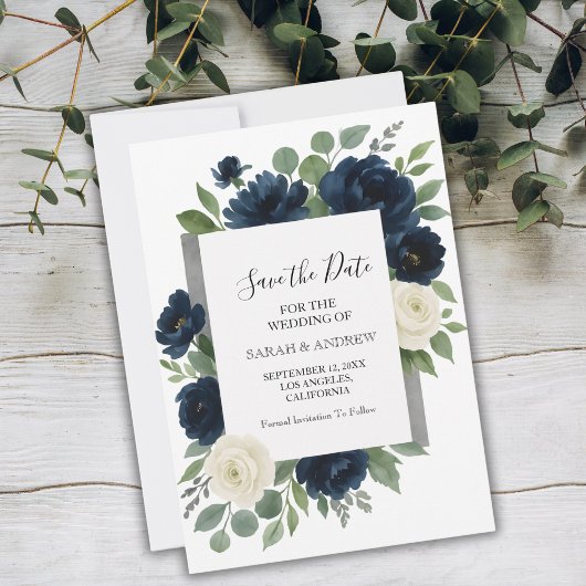 Elegante Navyblauw & Ivoor Kleuren Bruidsboeket Save The Date