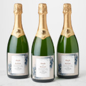 Elegante Navyblauwe Bloemachtige Bruiloft Sparkling Wijnetiket (Flessen)