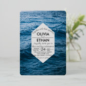 Elegante Navyblauwe Zee Golven Zomer Bruiloft Folie Uitnodiging (Staand Voorkant)