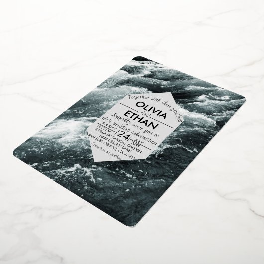 Elegante oceaan zwart en wit golven bruiloft folie uitnodiging (Gedraaid)