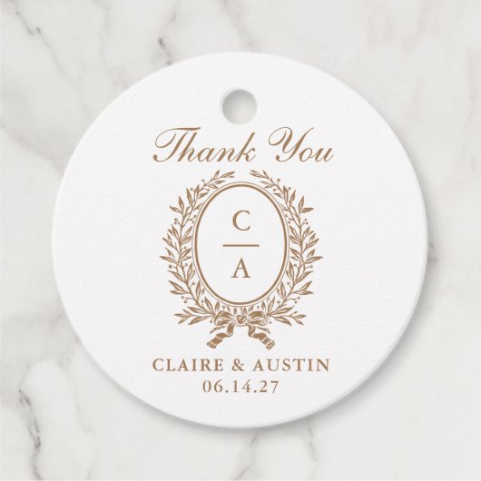 Elegante Olijfblad Crest Gouden Trouw Monogram Bedankjes Labels (Voorkant)