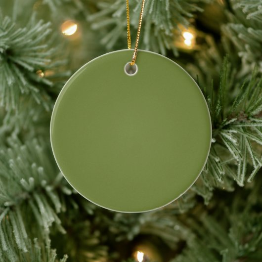 Elegante Olijfgroen Solid Christmas Keramisch Ornament (Boom)
