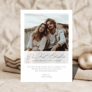 Elegante Onze Eerste Kerst Romantische Script Foto Feestdagenkaart