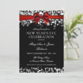 Elegante oudejaarsavond zilveren glinsterende lich kaart (Staand voorkant)