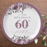 Elegante Paarse Bloemen 60e Verjaardag Papieren Bordje<br><div class="desc">Elegante Paarse Bloemen 60e Verjaardagspapier Borden. Overeenkomende objecten zijn beschikbaar.</div>